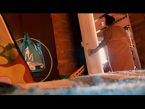 ❤️ Unchiul meu mă urmărește până la duș și mă fute în timp ce fac duș. ️❌  at porn ro.porngifer.ru ❌