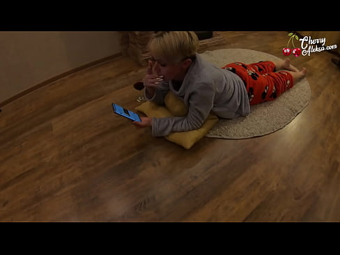 ❤️ Blondă nebună care suge o sculă uriașă și sare pe ea - Sex anal ️❌  at porn ro.porngifer.ru ❌